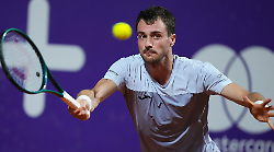 Pedro Martínez, pane e terra rossa, zero gossip e tennis di fatica. Chi è l'avversario di Jannik Sinner