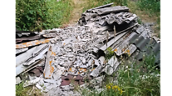 Rifiuti, per certa gente l'ambiente continua ad essere a disposizione come discarica: nuovo tour tra l'inciviltà