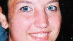 Delitto di Garlasco, quelle foto di Chiara Poggi: il sorriso rubato alla vita e lo sguardo che ancora chiede verità