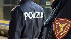 Arezzo, cittadino extracomunitario rapinato della collana d'oro da quattro minorenni alla stazione