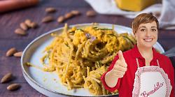 Fatto in casa da Benedetta, scopri la ricetta della pasta al pesto di carote