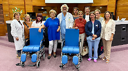 Poltrone per i pazienti donate al pronto soccorso dell'ospedale di Arezzo