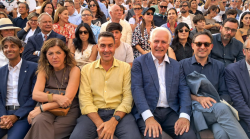 Il sindaco Ghinelli si commuove, Giani e Tomasi sfidanti - spettatori, Vannacci e Donzelli affascinati dalla Giostra