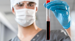 Lotta ai tumori, il sangue che parla: la rivoluzione di Galleri che promette di scoprire il cancro prima dei sintomi. A che punto siamo tra entusiasmo e dubbi