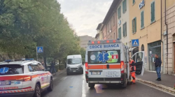 Donna investita da auto in viale Michelangelo, attivato il Pegaso. Viabilità congestionata