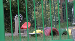 Nido chiuso da novembre dopo la tragedia, n&eacute; dissequestro n&eacute; asilo alternativo: famiglie si appellano al Prefetto