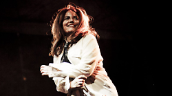 Nada sul palco della festa di Capodanno in piazza ad Arezzo