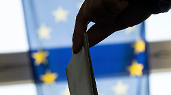 L'impegno per la pace e il voto ai sedicenni: le riflessioni degli studenti. Sfoglia l'inserto scuola