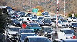 Arezzo Città del Natale e Fiera Antiquaria: code in A1 in entrambe le direzioni. La situazione traffico