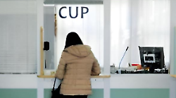 Sanit&agrave;, i lavoratori del Cup (servizio in appalto a una cooperativa) protestano: "Basta regalare le ore di lavoro in pi&ugrave;"