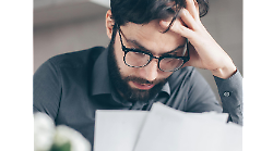 Altra stangata per gli automobilisti, aumentano i prezzi dell'assicurazione. Salasso per chi ha denunciato un incidente