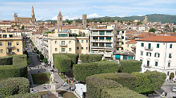 Arezzo sotto la lente. Popolazione, stranieri, redditi e imprese: i numeri
