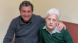 La comunit&agrave; festeggia Rina Bassini dopo 45 anni di servizio per consulenza del lavoro e tributaria, fondatrice dello storico studio 