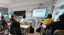 Dai progetti dell'istituto Marcelli di Foiano all'intervista a Luciano Tagliaferri, nuovo direttore dell'Ufficio scolastico regionale della Toscana: sfoglia l'inserto Scuola & lavoro