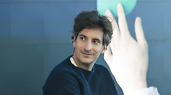 Prada, altro grande traguardo: la Certificazione di parit&agrave; di genere. Lorenzo Bertelli: "Lavoro ispirato da pratiche inclusive"