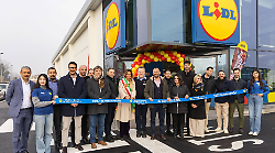 Inaugurato il nuovo negozio Lidl di Montevarchi, assunti altri sei lavoratori 