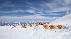 Nuovo appuntamento con l'inserto Scuola & lavoro: dal progetto Sea Beyond del Gruppo Prada al concorso Artista per un  giorno