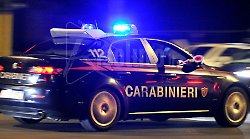 Accoltellato in citt&agrave;, aggressione nella zona del Pionta: ferito ad una coscia