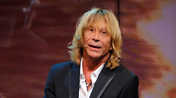 Enzo Paolo Turchi, le sorelline uccise, il dramma della mamma. Poi il successo, l'amore con Carmen Russo e la figlia