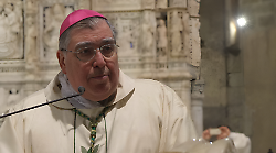 Addio a monsignor Riccardo Fontana, una vita per la Chiesa: &egrave; stato vescovo di Arezzo dal 2009 al 2022. Nel 2012 la visita del Papa