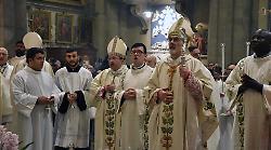 Madonna del Conforto: folla di fedeli. Il cardinale Pizzaballa: "Andare oltre lo sguardo delle macerie"