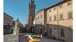 Centrodestra in vantaggio, progressisti indietro ma con Donati &egrave; un'altra storia. Sussurri sul sondaggio, sprint candidature