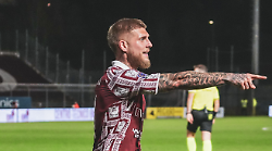 L'Arezzo vola verso la B: a Gubbio vince con un gol di Ravasio. Oltre 1.200 tifosi in festa