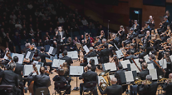 L'Orchestra e il Coro del Maggio Musicale Fiorentino ad Arezzo: concerto diretto da Daniele Rustioni