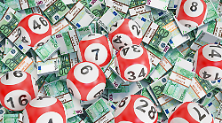 Superenalotto, i numeri di oggi gioved&igrave; 12 marzo. Caccia al jackpot da quasi 133 milioni di euro