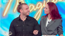 Nico da vittima dei bulli a testimonial ospite di Andrea Delogu racconta la sua storia su Rai 2 a La Porta Magica