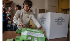 Referendum, urne aperte dalle 7. Le ragioni del S&igrave; e quelle del No