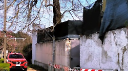 Un cortocircuito e la storica sala da ballo distrutta dall'incendio. "Sar&agrave; dura ripartire, in fumo anni di lavoro"