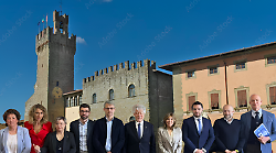 La foto di gruppo degli assessori del sindaco Ghinelli tra fine mandato e ricandidature