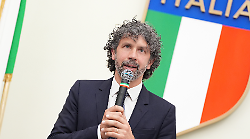 Arezzo, arriva Damiano Tommasi: l'ex stella della Roma tra sport, responsabilit&agrave; e impegno civile