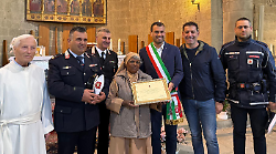 Suor Alvina da collaboratrice della santa Madre Teresa di Calcutta a eremita e Guardiana del Giardino delle piante bibliche