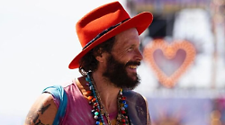 I cuoricini di Jovanotti e Natasha Stefanenko per mister Sugar