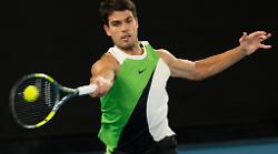 Alcaraz vince gli Australian Open, battuto Djokovic in finale