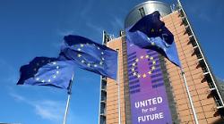 Cina, imprese pronte ad aumentare investimenti in Ue nonostante ostacoli normativi