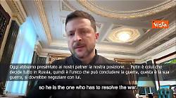Zelensky: Questa &egrave; la guerra di Putin, la negoziazione si dovrebbe fare con lui