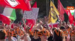 "Intifada, no al genocidio", gli slogan dei manifestanti al corteo pro Gaza a Roma