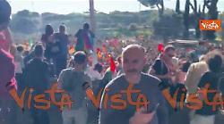 Corteo pro Gaza, in migliaia in piazza a Roma a sostegno della Palestina. Le immagini dall'alto