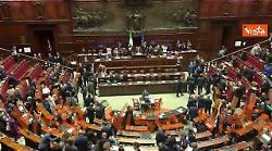 L'Aula della Camera si svuota al termine dell'informativa Meloni su Consiglio Ue, i deputati escono