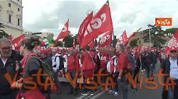 "Democrazia al lavoro", la manifestazione della Cgil a Roma, la partenza del corteo