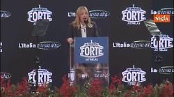 Meloni ad Atreju: Un messaggio a chi continua a dire che sono sola, guardatevi intorno