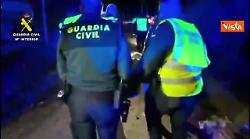 Schianto tra due treni in Spagna, almeno 39 morti e 150 feriti. I soccorsi dopo l'incidente