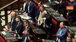 Bella Ciao e Inno su Camera con Vista su La7 ma guarda in alto, di Alexander jakhnagiev