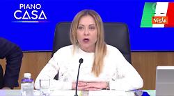 Meloni: Prorogato il taglio delle accise per altre 3 settimane
