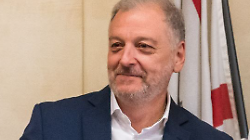 La proposta di don Alvaro: "Il presidente Manzo merita la cittadinanza onoraria"