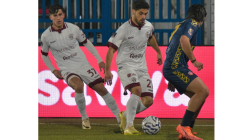 L'Arezzo trema, ma non cade. Venturi para un rigore. Prezioso pari contro il Guidonia (0-0). Il Ravenna resta a -7