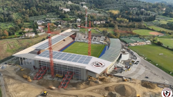 Via libera al nuovo stadio. Il consiglio comunale vota compatto. Un solo contrario. Presto l'inizio dei lavori